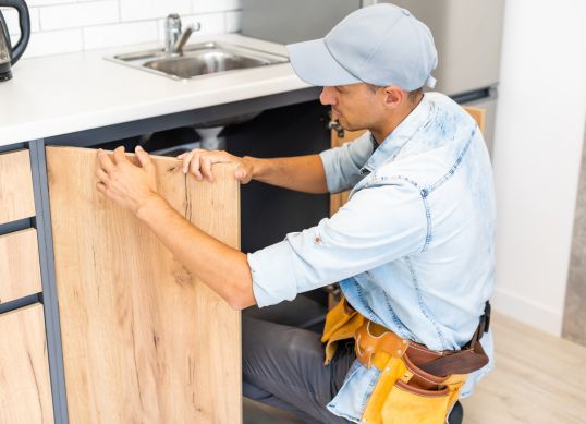 carpenter service in Your Location